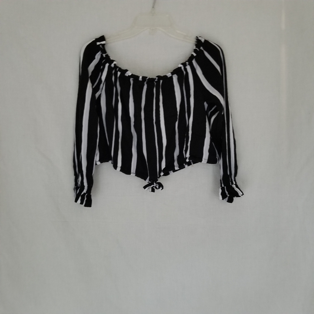 Kendall and Kylie Off Shoulder Crop Top B5